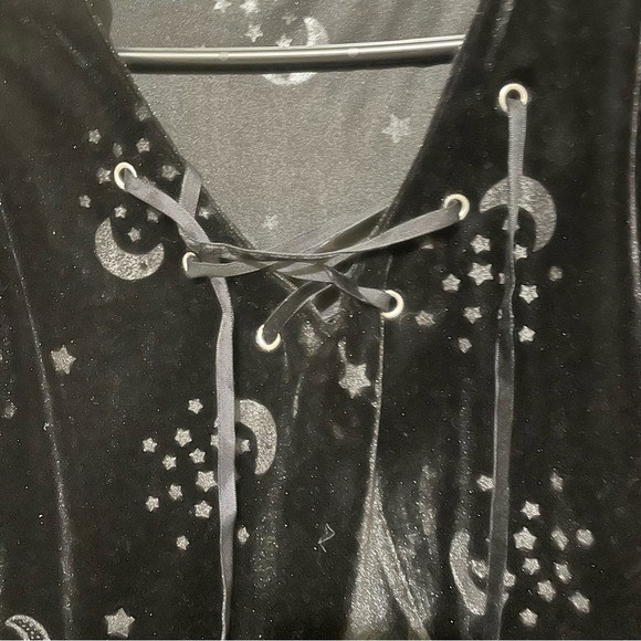 Spirit Witchy Coven Goth dress velvet bell sleeve high low Halloween costume S - Picture 5 of 11